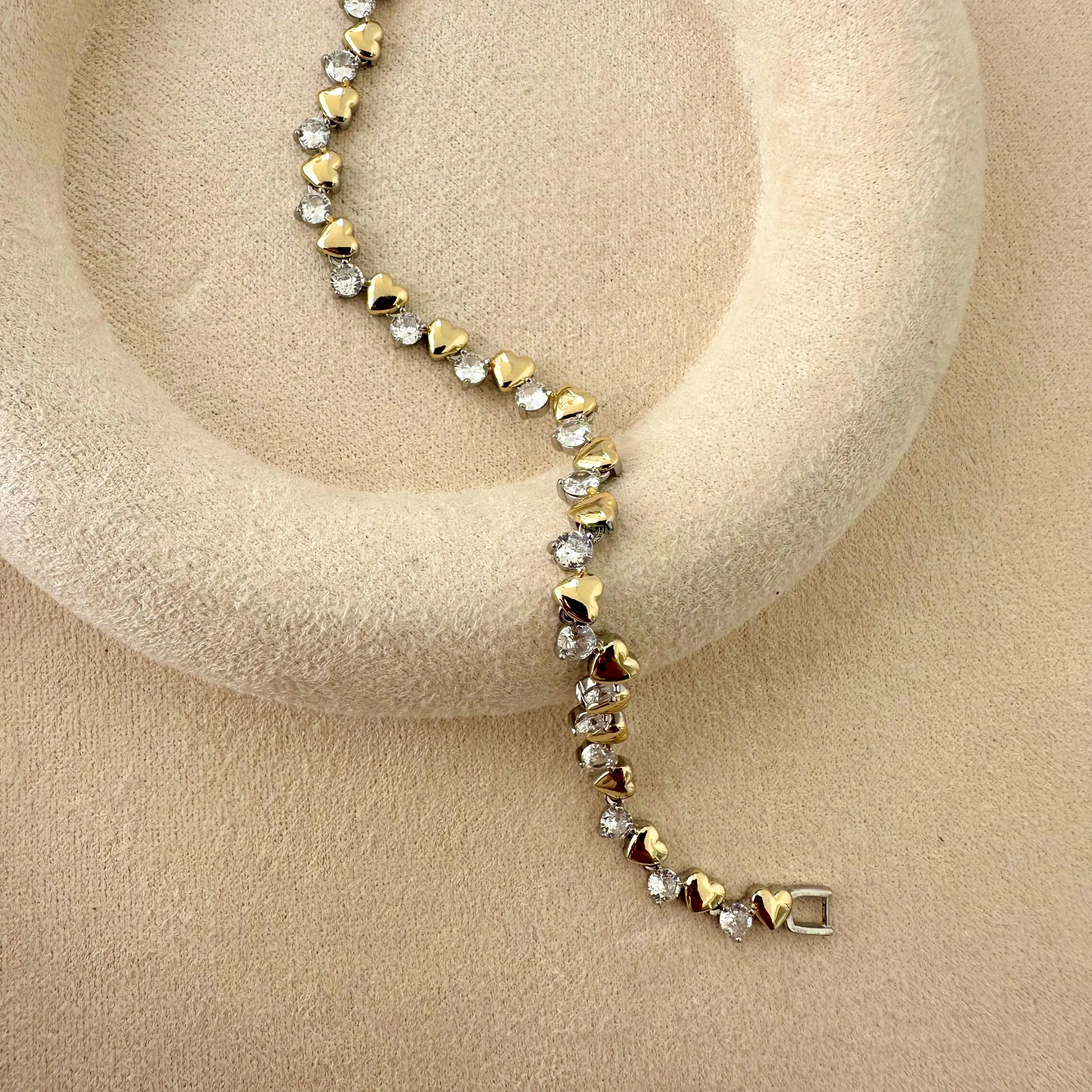 GY0013 Gold Kalp ve Taş Sıralı Bileklik