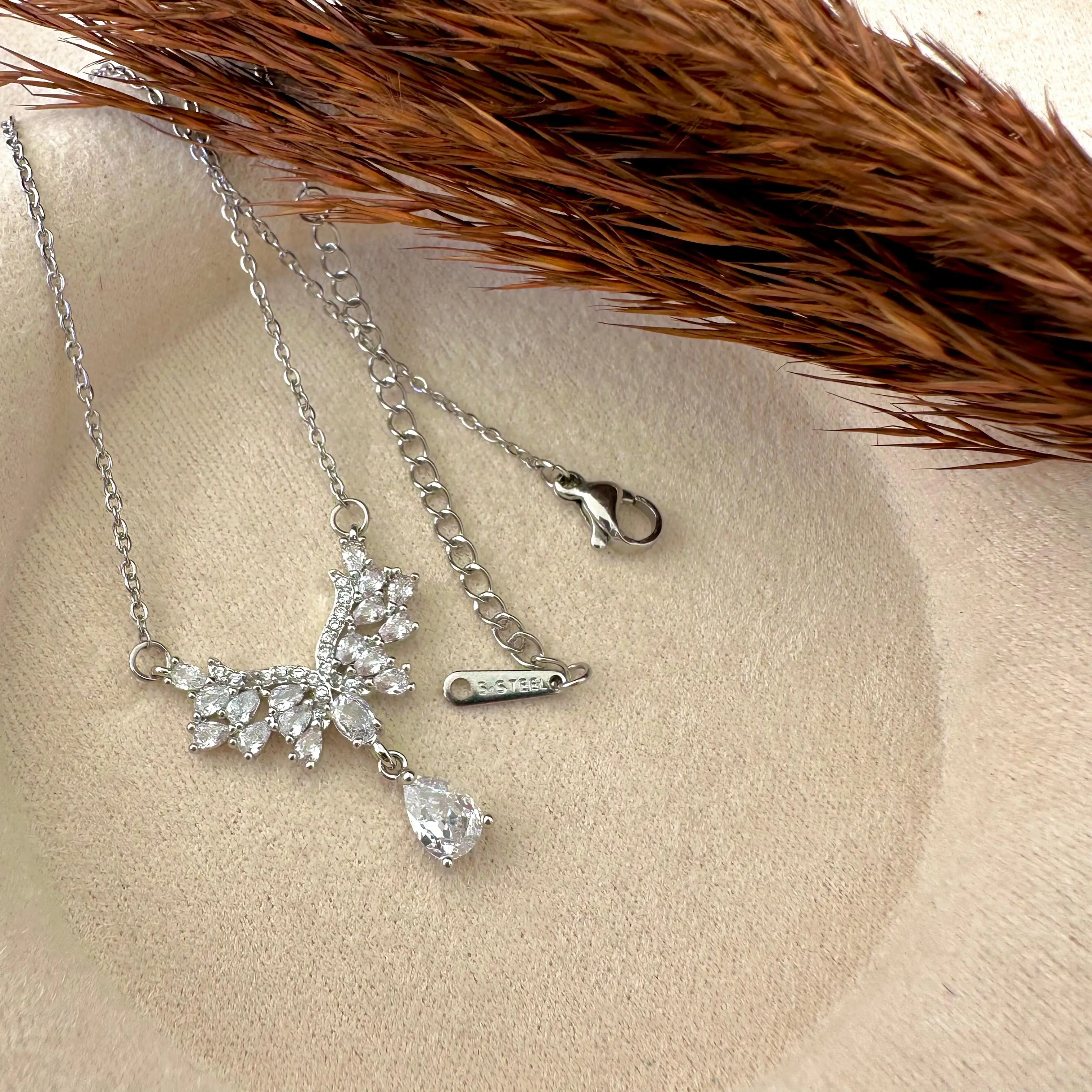 GY0029 Silver Işıltılı Melek Masalı Kolye