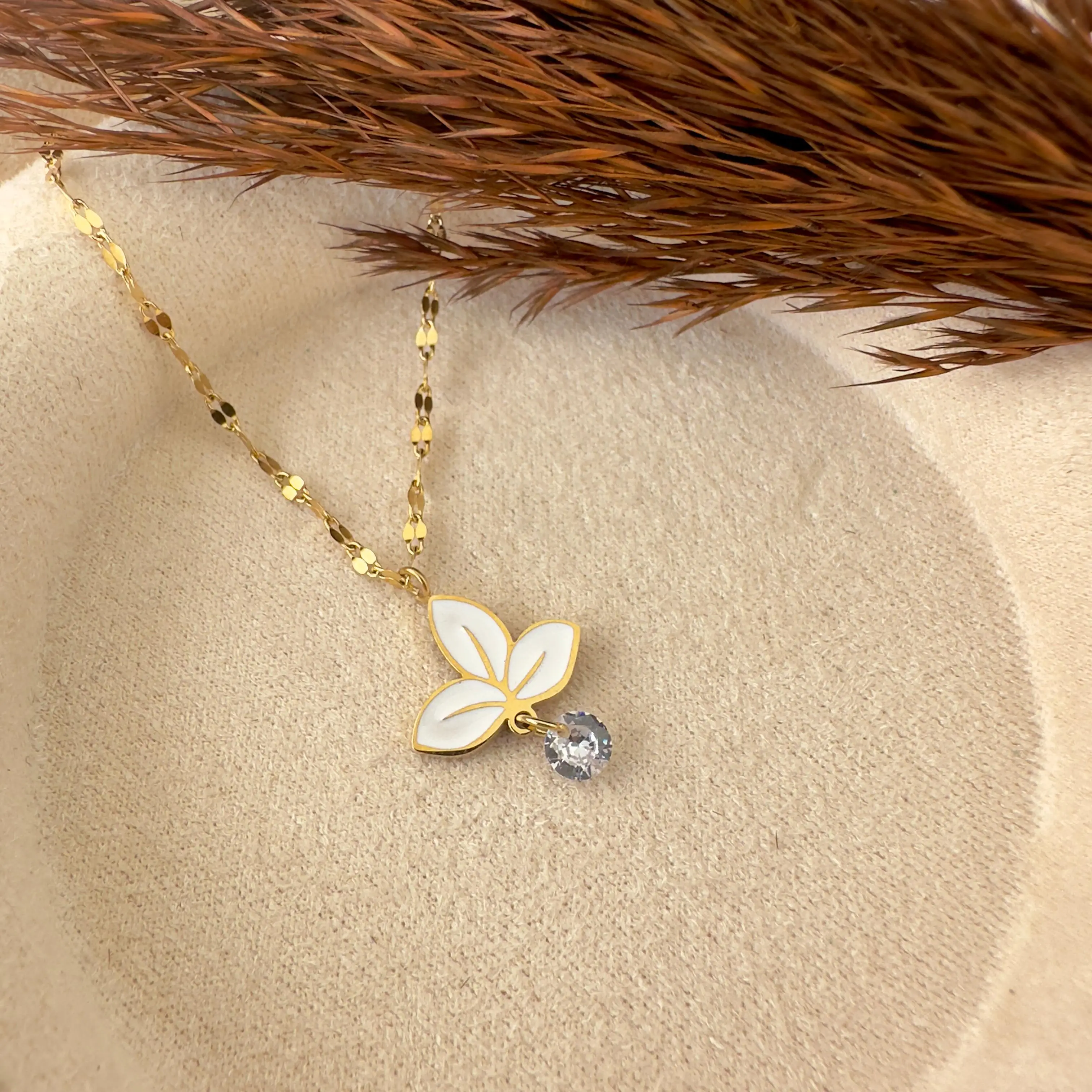 GY0058 Gold Lotus Kolye