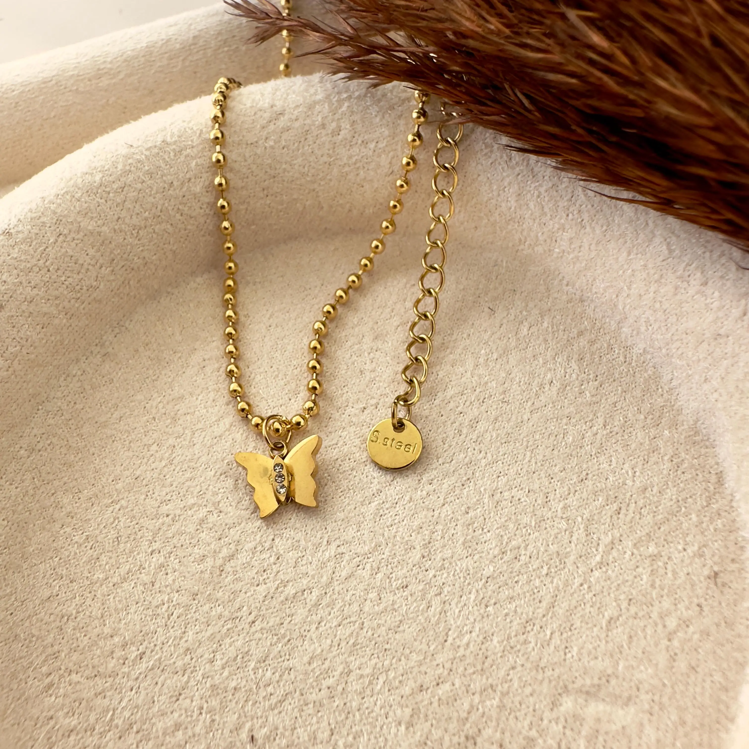 GY0063 Gold Minik Kelebek Kolye