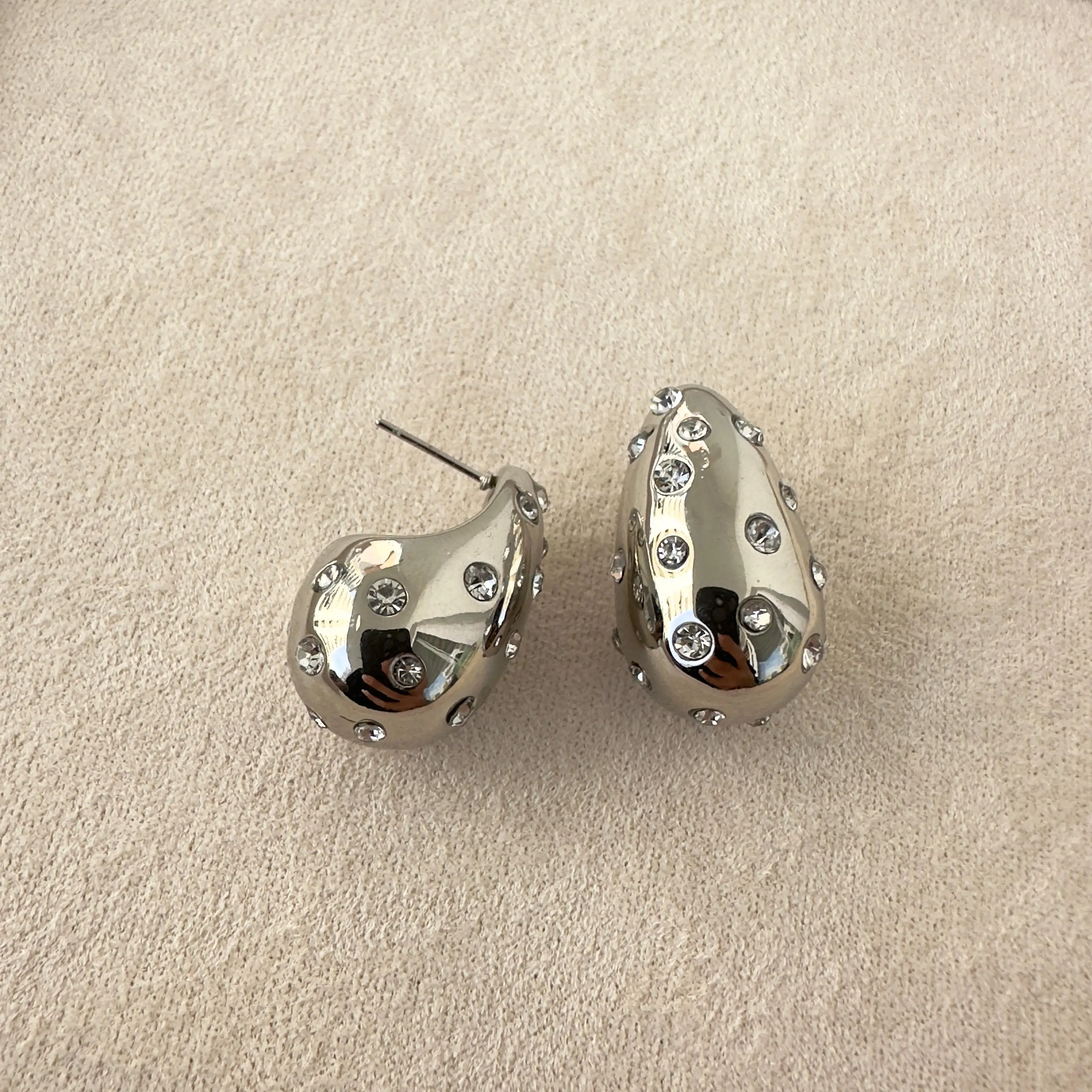 Taş İşlemeli Bottega Silver Küpe