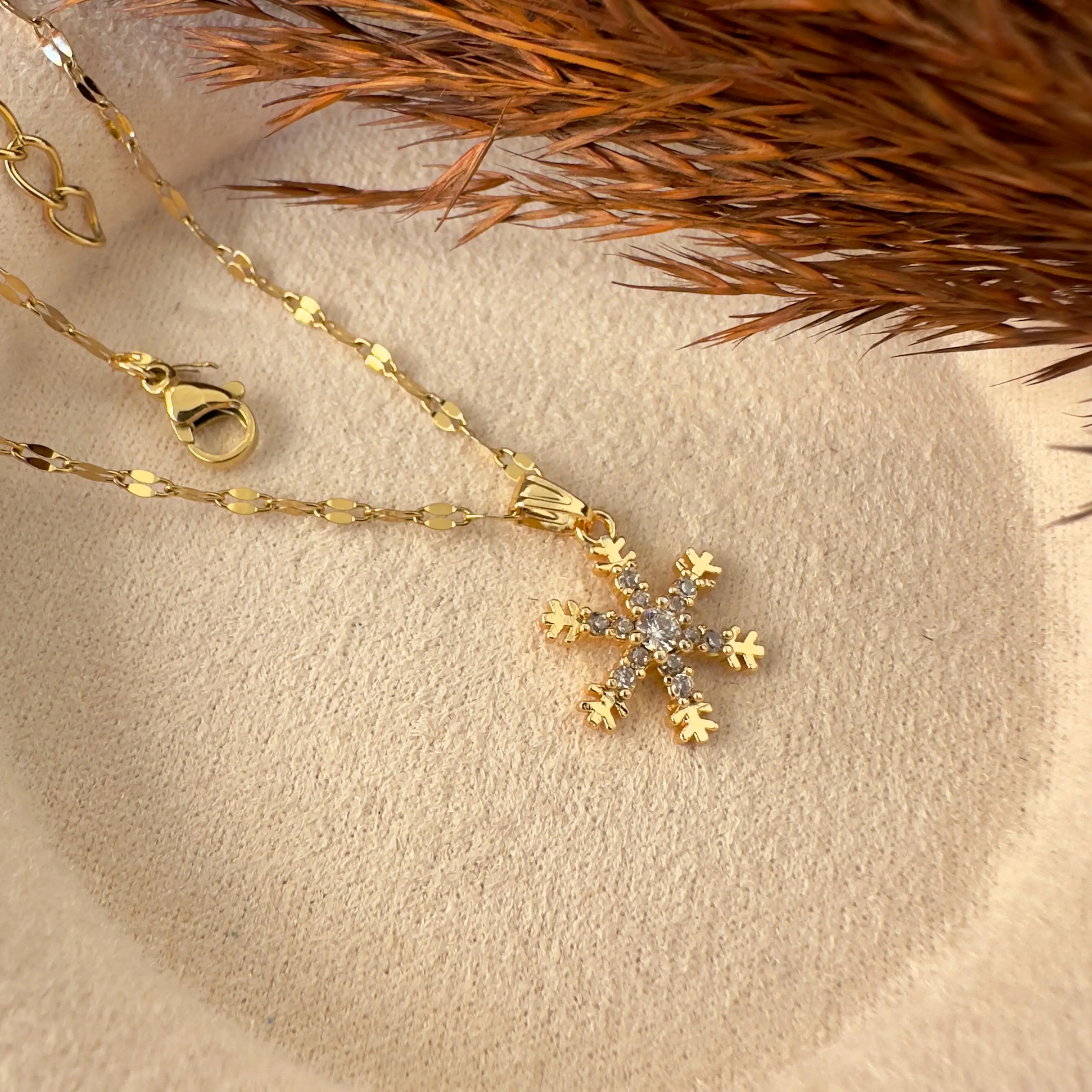 GY0098 Gold Kar Tanesi Kolye