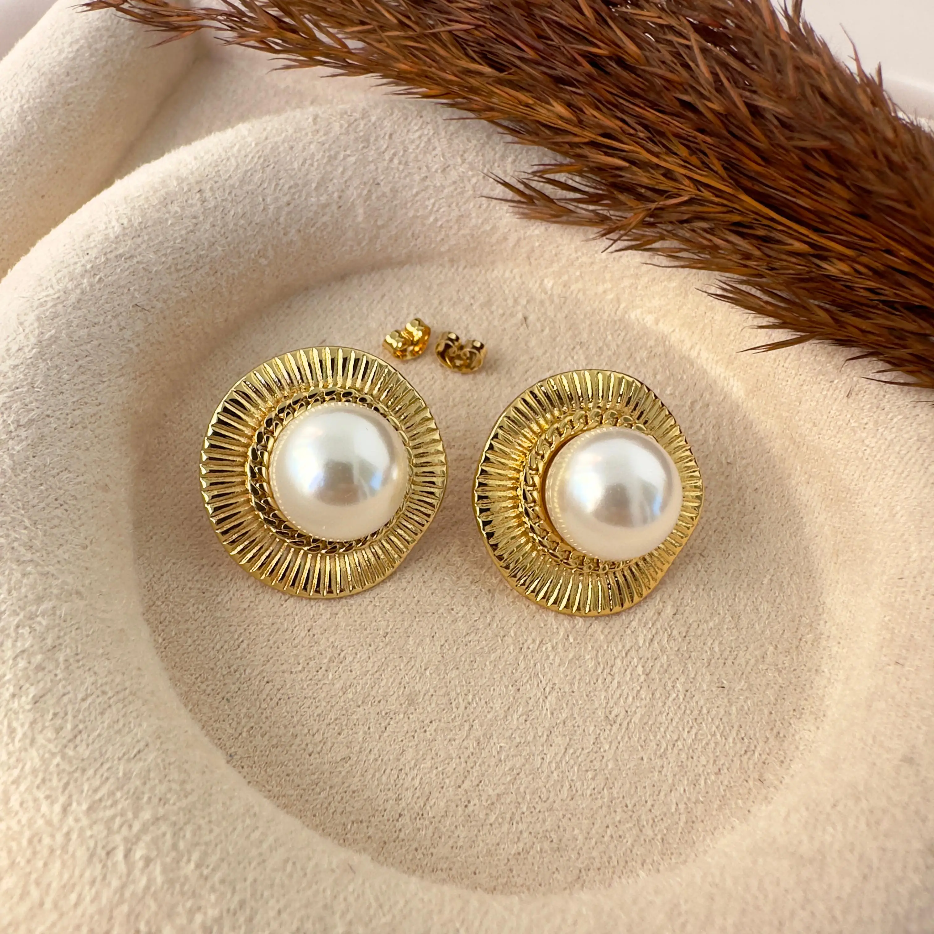 GY0003 Gold Büyük İnci Küpe