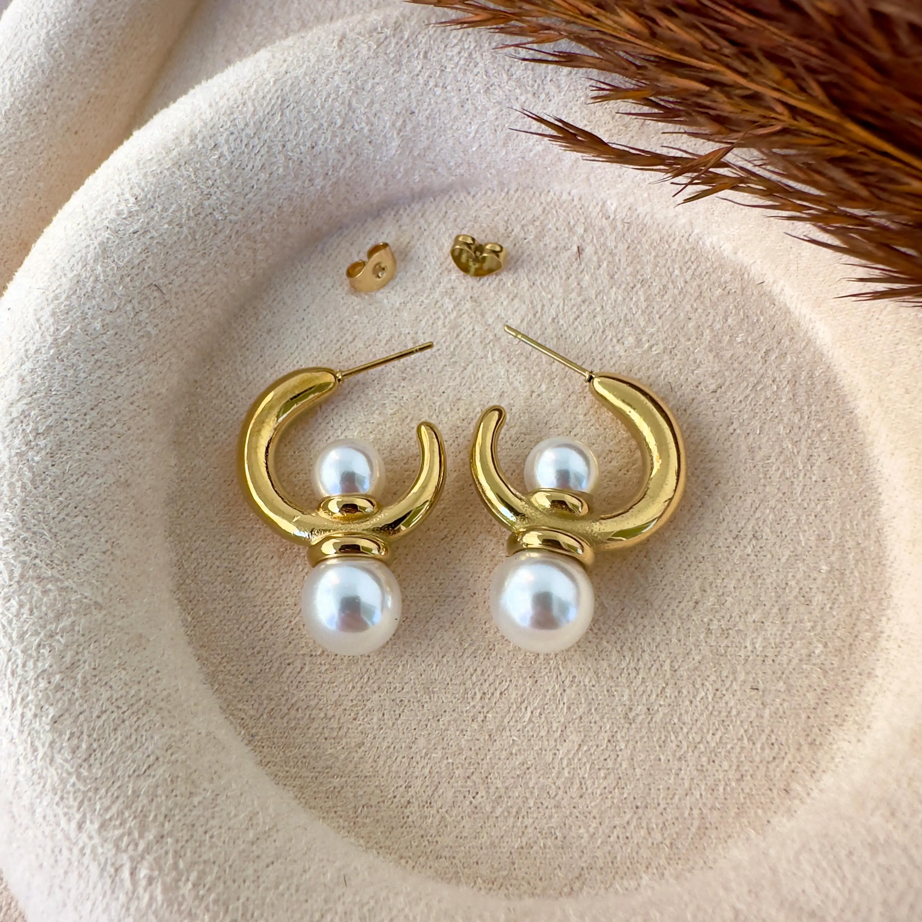 GY0012 Gold İnci Detay Halka Küpe