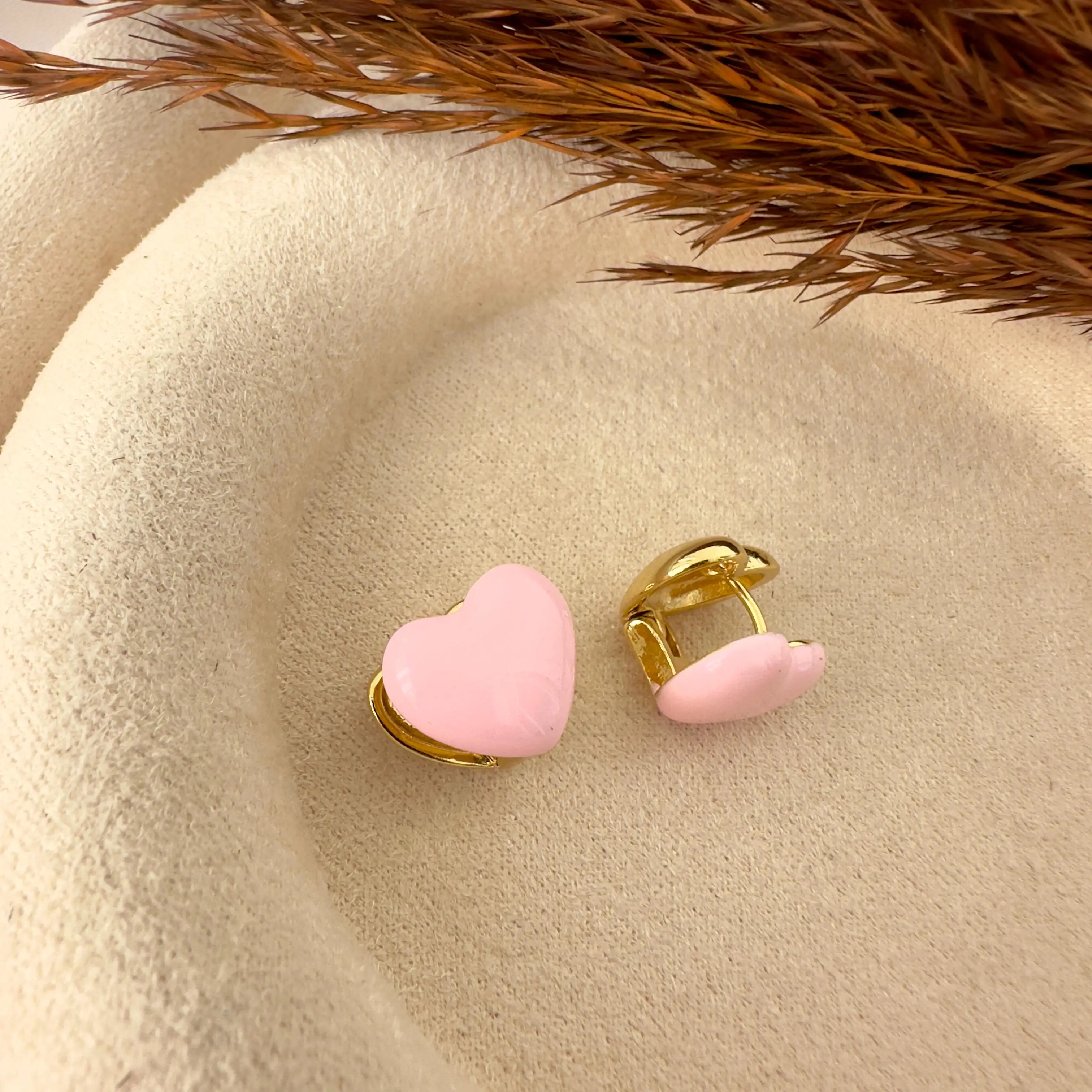 GY0049 Gold Pembe Bombeli Kalp Küpe