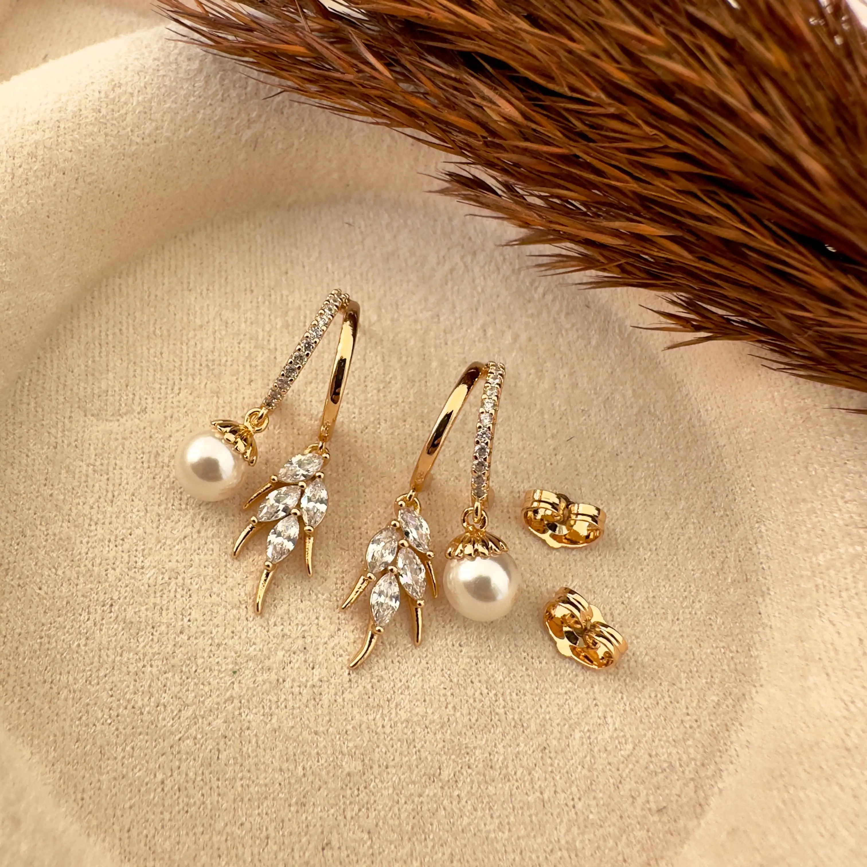 GY0079 Rose Gold İnci Detay Küpe