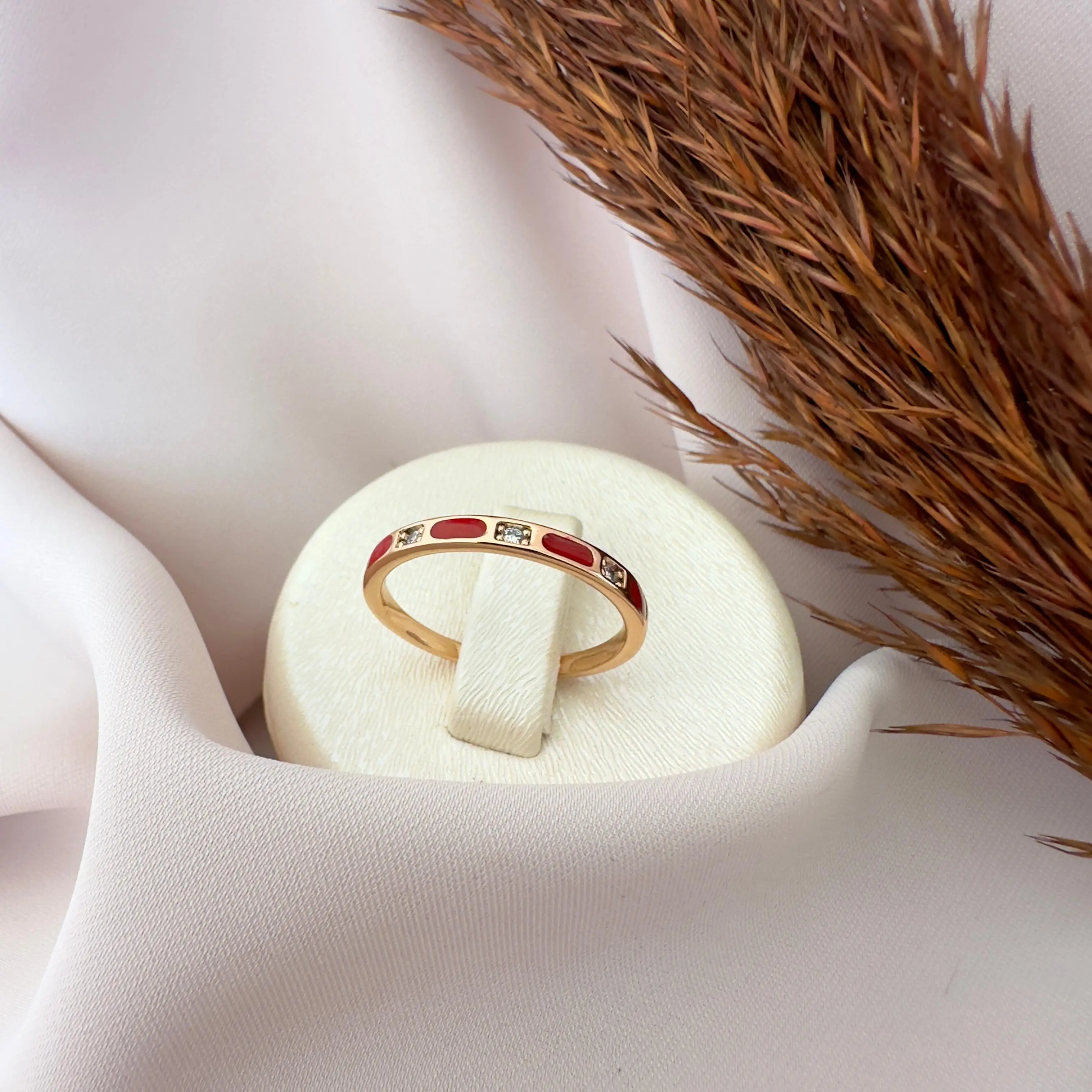 GY0062 Rose Gold Kırmızı Detay Yüzük