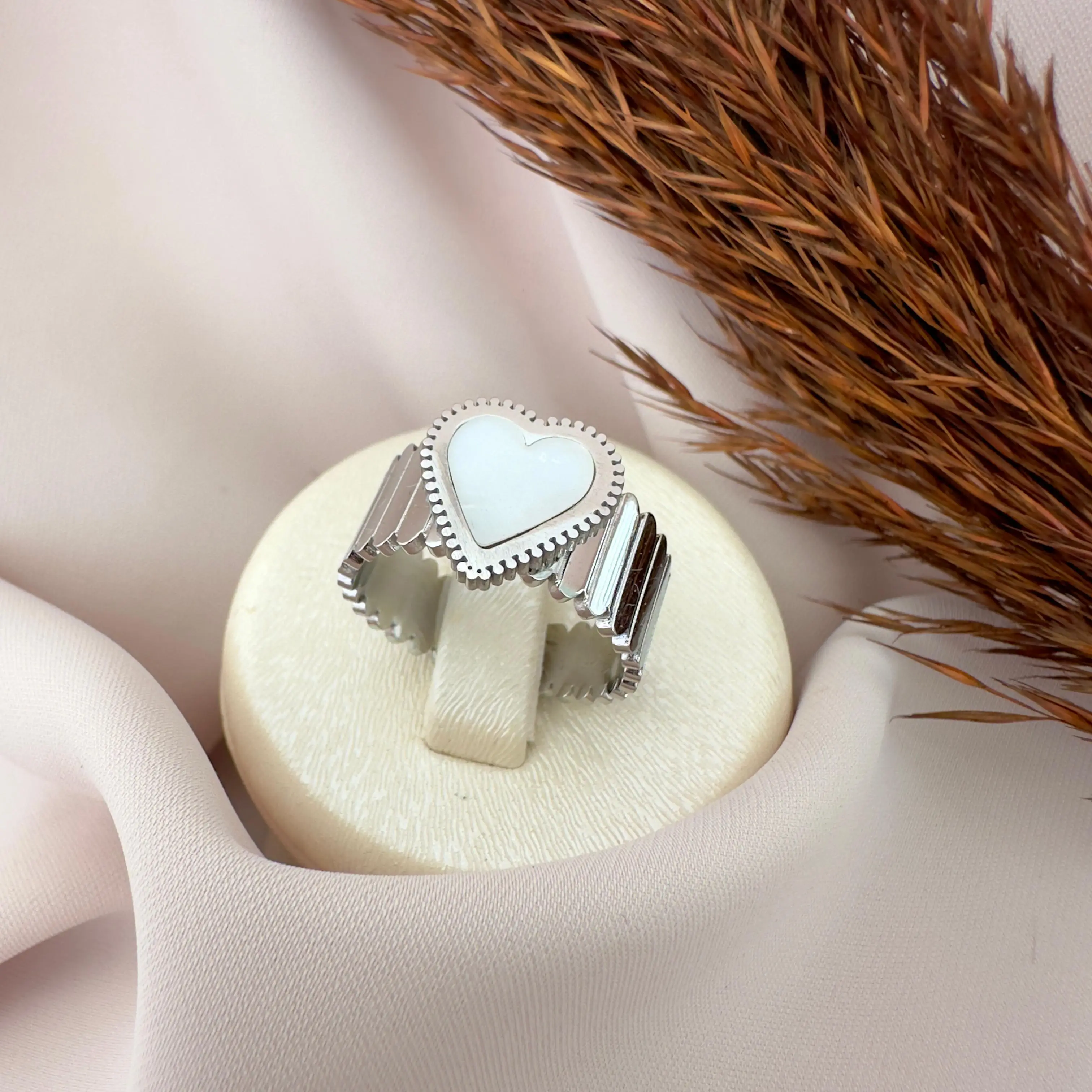 GY0071 Silver Sedef Kalp Yüzük