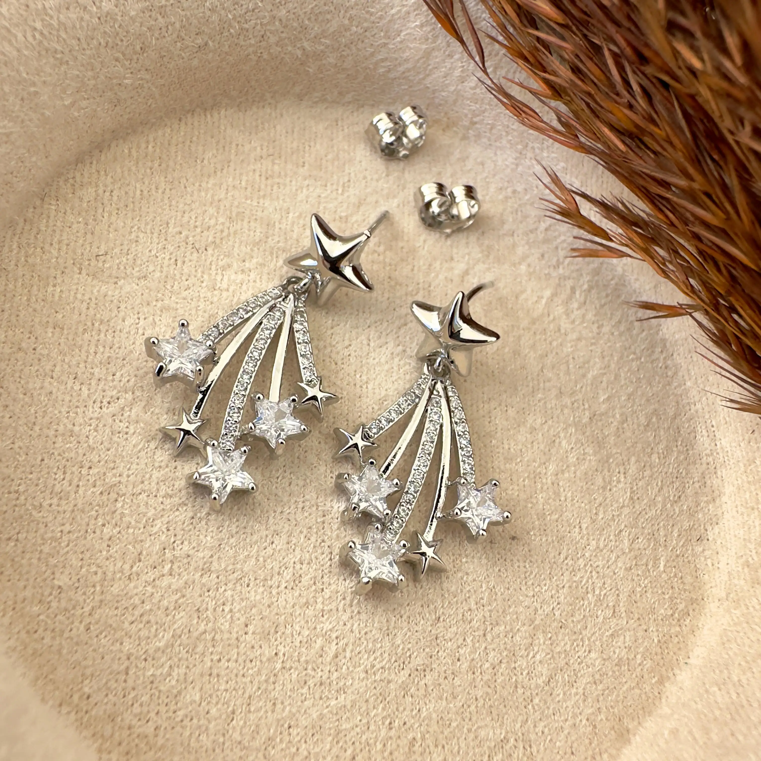 GY0153 Silver Yıldız Şöleni Küpe