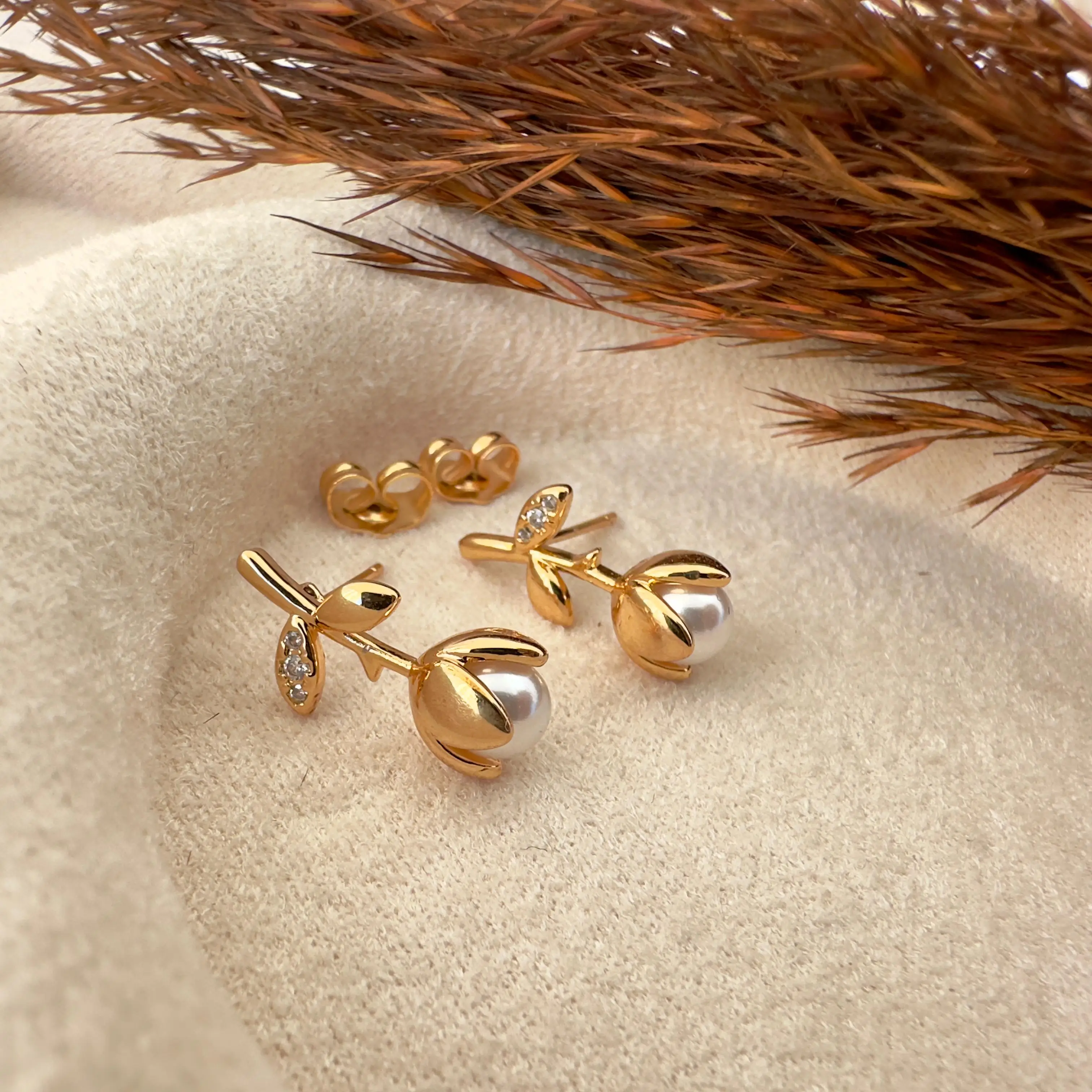 GY0164 Rose Gold İnci Çiçek Küpe