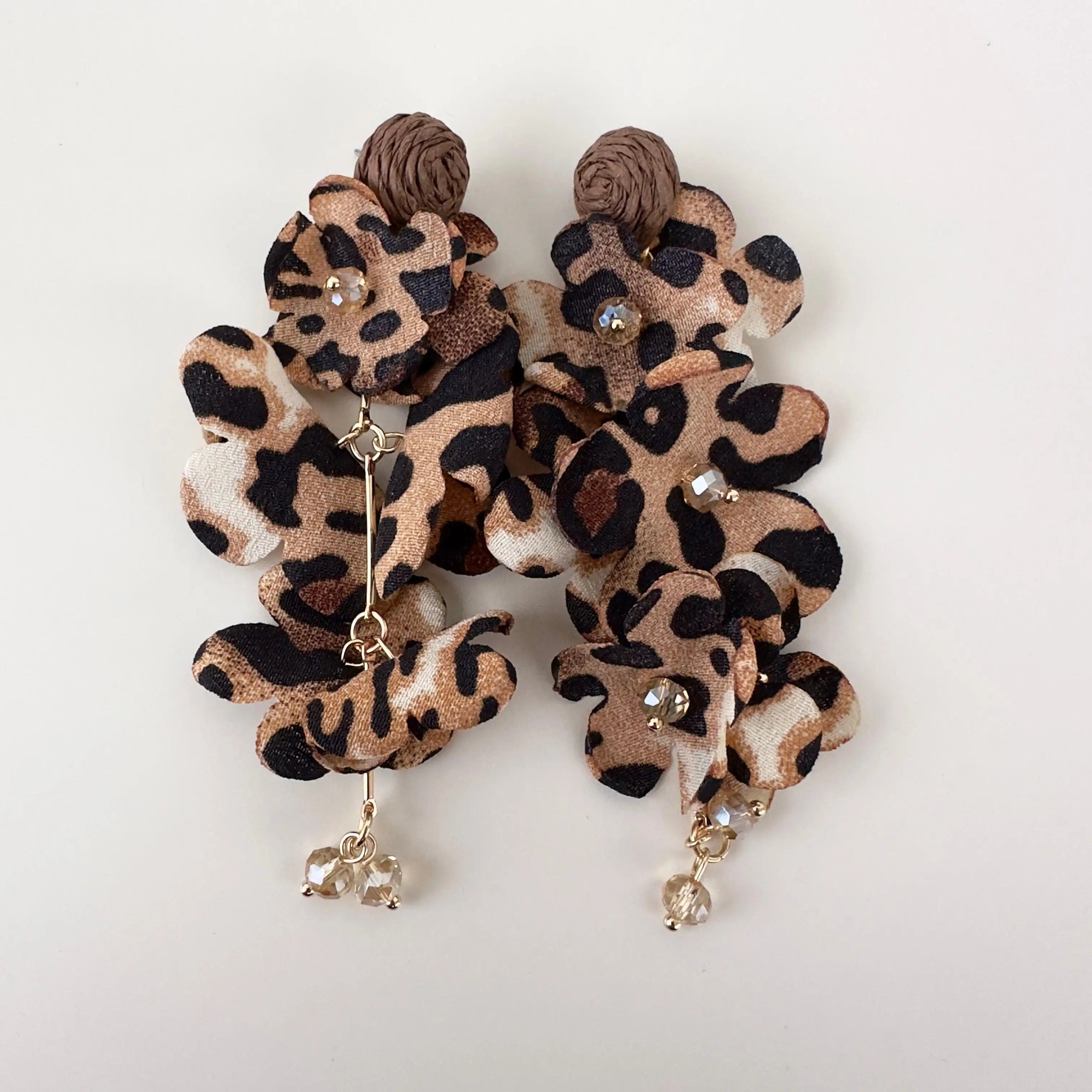 GY0205 Gold Leopar Küpe